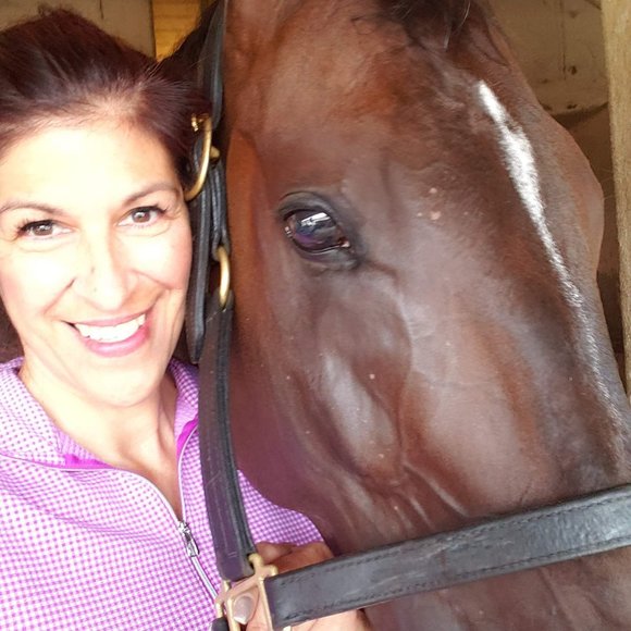 Meet your Posher, Diane - Picture 1 of 2